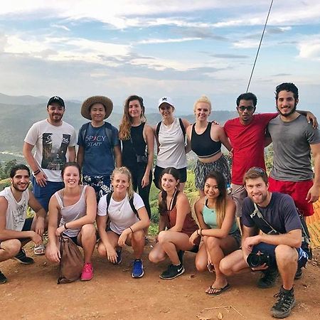 Spicythai Backpackers Chiang Mai Exteriör bild