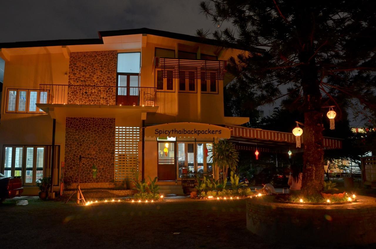 Spicythai Backpackers Chiang Mai Exteriör bild